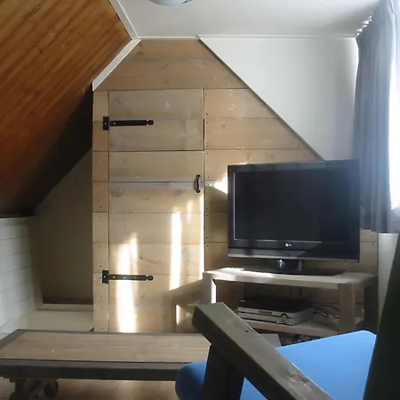 Holiday home In Mit Grill Und Terrasse Katwijk aan Zee