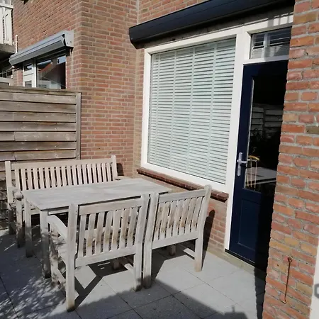 In Mit Grill Und Terrasse Holiday home *